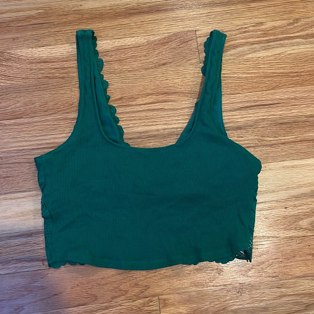 Aerie top